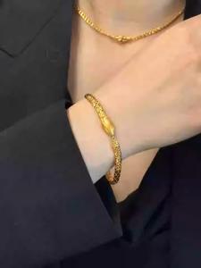 Boucle fer à cheval bouclée serpent bracelet de montre zodiaque doré cadeau d'anniversaire plaqué or classique petit Bracelet serpent en or pour femme - Product Image 5