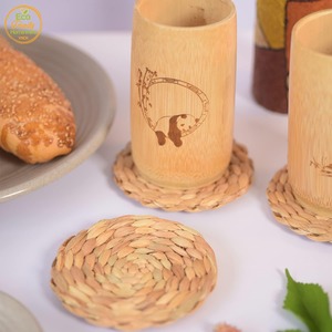 Napperons, sous-plats et assiettes de présentation en jacinthe d'eau naturelle et bois tressé, style bohème, pour décoration de fête, de maison, de table à manger et de cuisine - Product Image 3