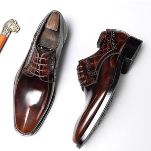 Chaussures décontractées italiennes de luxe en cuir personnalisées à bout pointu pour occasions formelles – Chaussures pour hommes - Product Image 3