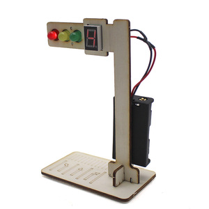 Modelo de semáforo de madera DIY con pantalla digital para niños, kit de experimentos de educación científica, funciona con pilas 3A - Product Image 1