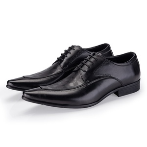Zapatos formales de cuero para hombre, estilo británico, con punta en pico, grabados, de tres piezas, para novio de boda - Product Image 6