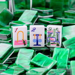 Set di Tessere Mahjong Americano Verde Perla, Lussuoso Design Moderno a Tre Strati in Acrilico, Tagliato e Incollato a Mano, Lucidato - Product Image 5