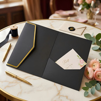 Invitation de mariage pliée en trois parties Phnom Penh, avec dorure à chaud, enveloppe portefeuille créative avec impression UV sur papier spécial
