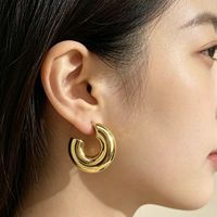 Boucles d'oreilles clous tendance en laiton jaune plaqué or 18 carats, bijoux cadeau pour femme, accessoires quotidiens, vente en gros