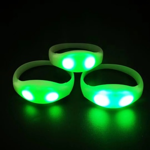 Pulsera de fiesta con luz led, brazalete de silicona controlado por control remoto, rf, DMX - Product Image 3