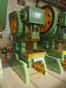 Presse de découpe de haute précision pour la production automatique, machine à poinçonner les trous de bride - Product Image 2