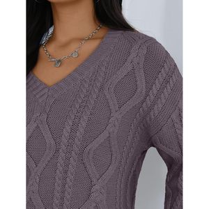 Jersey extragrande de punto de Cable acogedor personalizado 2025, ropa de invierno con cuello en V y bonito logotipo en la parte delantera suave para mujer - Product Image 4