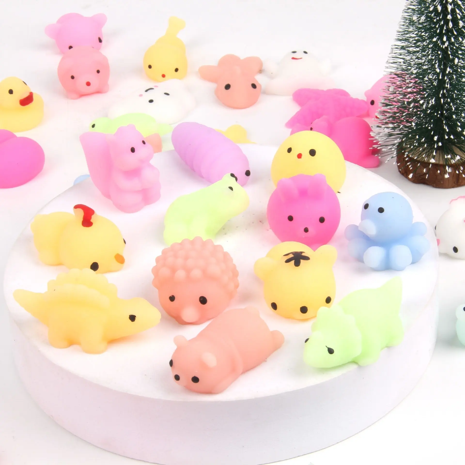 2023 NEW Fidget Toys Cute Animal Squeeze Toy Pinch Ball Decompression Kawaii Soft Mochi Stress Relief Mochi Squishy Toys OEM ODM