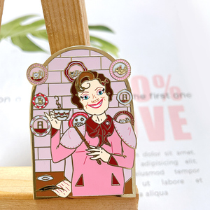 Custom Translucent Metal Crafts Hard Enamel Gold-Plated Anime Inspired Castle Collar Lapel Hinged Pin for Promotional Gifts