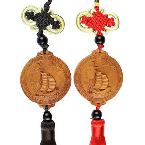 Colgante de madera de durazno para coche, diseño de navegación suave, color rojo y negro, decoración religiosa para templo, regalo para espejo retrovisor interior del coche - Product Image 4