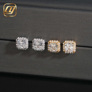 Boucles d'oreilles clous en moissanite taille Asscher, argent 925 plaqué or 18 carats, géométriques, de luxe, unisexe, pour usage quotidien - Product Image 6