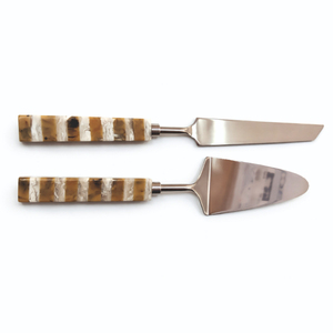 Juego de Cubiertos de Resina y Acero Inoxidable de Diseño Artesanal, Utensilios para Postre con Mango de Resina, Diseño Novedoso para la Mesa del Hogar y la Cocina - Product Image 1