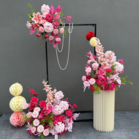Arche de mariage en mousse pour fond de décoration de mariage Fleur artificielle suspendue Rangée de fleurs en plastique légère faite à la main