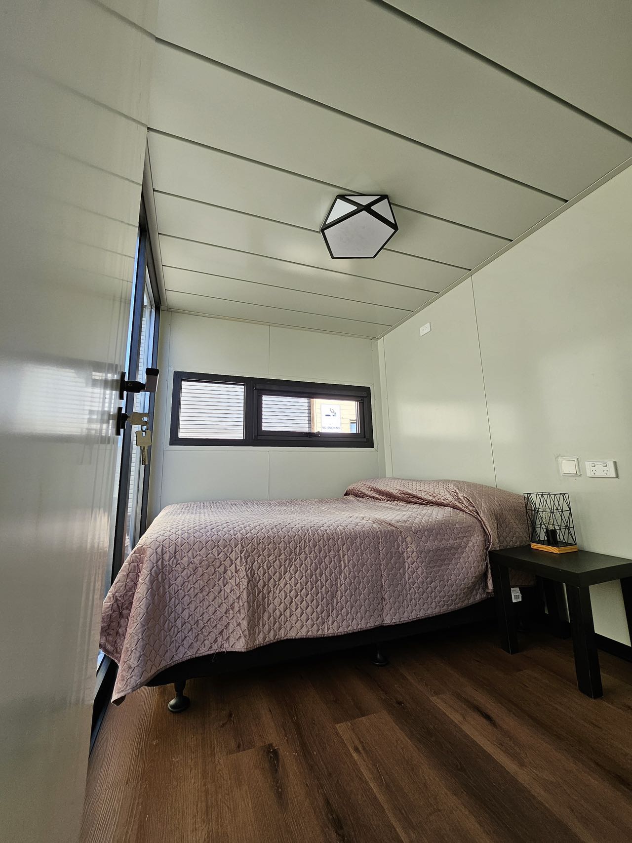 20 Foot Luxury New Design One Bedroom Living Container House, image size:1280x1707