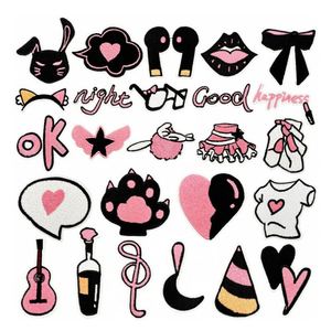 Nouvelle broderie thermocollante mignonne Patte de chat noire et rose, Nœud, Bouche, Guitare, Patch Ok pour la décoration - Product Image 1