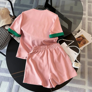 <span class=keywords><strong>Ensemble</strong></span> deux pièces d'été 2024 pour femme, motif ours <span class=keywords><strong>rose</strong></span> de dessin animé, nouvelle mode décontractée de Hong Kong, broderie ours, short fin - Product Image 4