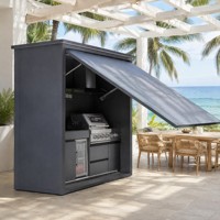 Abri de cuisine extérieur en acier inoxydable 304 avec barbecue et réfrigérateur, double porte coulissante, conception résistante aux intempéries, fenêtre latérale et ventilation