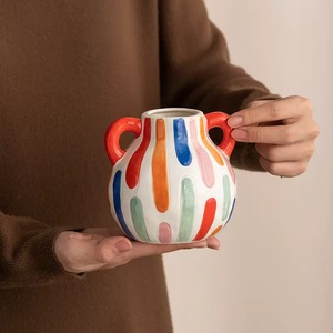 Jarrón de Cerámica Retro <span class=keywords><strong>Pintado</strong></span> <span class=keywords><strong>a</strong></span> <span class=keywords><strong>Mano</strong></span> Directo de Fábrica, Juego de Regalo para Decoración del Hogar, Oficina, Dormitorio, Adorno Decorativo para Mesa, Maceta - Product Image 2