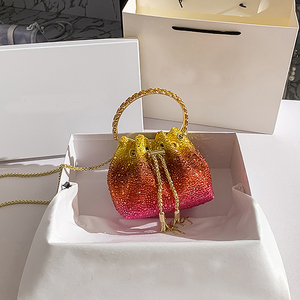 Borsa <span class=keywords><strong>pochette</strong></span> <span class=keywords><strong>da</strong></span> <span class=keywords><strong>sera</strong></span> con manico strass e borsa a tracolla di lusso firmata borsa a tracolla in cristallo lucido borsa a secchiello - Product Image 3