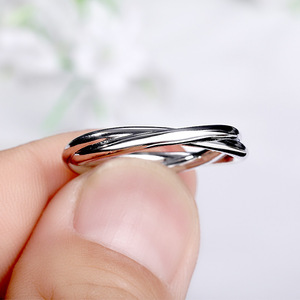 Anello a doppio strato semplice da donna, accessorio per dita alla moda per l'uso quotidiano - Product Image 3