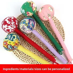 Marteau de massage et baguette de moxibustion portables à l'armoise pour la santé, tailles 26/31 cm, cadeau souvenir pour le massage du dos - Product Image 2