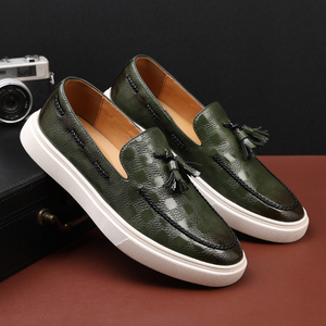 Chaussures habillées décontractées de luxe, chaussures de bureau basses en cuir, chaussures en cuir PU à bout pointu en métal - Product Image 3