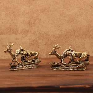 Adorno de Latón con Figura de Tigre y Ciervo, 2 Piezas, Decoración de Mesa, Regalo de Inauguración de Casa - Product Image 1