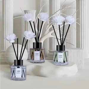 Customized 50ML Home Decoration Fragrance Air Freshener Flower Aroma Perfume Reed Diffuser With Rattan Sticks And Flowers