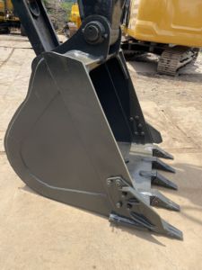 Il Miglior Escavatore Cinese Hyundai 220-9s con Braccio Lungo a Prezzo Conveniente - Product Image 6