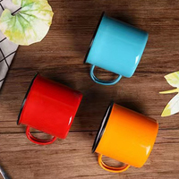 Vente en gros d'usine Tasse à café portable de voyage et de camping 350 ml Logo personnalisé Émail coloré Passe au lave-vaisselle et au micro-ondes Promotionnel