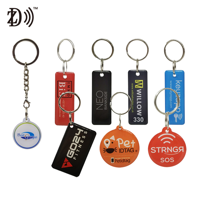 Customized Waterproof Barcode Printed Charging Station RFID Epoxy NFC Tag RFID Keychain with Metal Ring