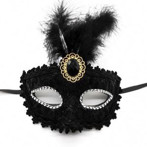 Masque de fête pour femmes, masque de mascarade en dentelle translucide, masque de fête avec plumes, masque d'Halloween années 70, fabrication directe d'Italie, <span class=keywords><strong>Venise</strong></span> - Product Image 1