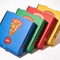 Boîtes à pizza personnalisées en gros avec logo, boîtes en carton portables épaisses en carton ondulé recyclé de qualité alimentaire pour la livraison et les plats à emporter