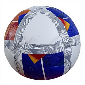 Nouveau ballon de football officiel taille 5 de haute qualité 2026 en cuir PU personnalisable pour le sport et l'entraînement - Product Image 6