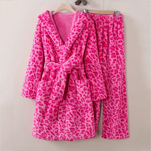 Bata de baño de felpa con estampado de leopardo, larga y gruesa, de franela polar, pijama informal, camisón cálido de invierno para mujer, ropa de dormir para el hogar - Product Image 5