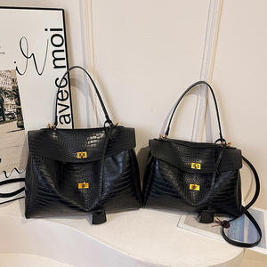 Tas Tote Bahan PU Kelas Atas Model Terbaru 2025. Dilengkapi dengan Perangkat Pengunci, Cocok untuk Digunakan Wanita.2346 - Product Image 1