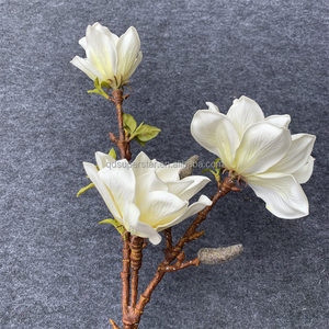 Fleur artificielle de haute qualité A-366 à 3 têtes, <span class=keywords><strong>magnolia</strong></span> <span class=keywords><strong>blanc</strong></span> au toucher réel pour les décorations de mariage, de Noël et de remise de diplômes - Product Image 4