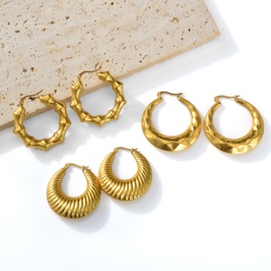 Pendientes de Aro Gruesos Chapados en Oro de 18k, Hipoalergénicos, con Diseño Trenzado, para Mujer - Product Image 4