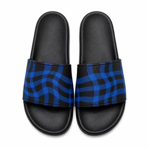 Plaid Pattern Breathable Outdoor <b>Slides</b> Ready to Ship in Stock Black White Sandals Anti-slip Summer Beach for Wholesale - Product Image 3