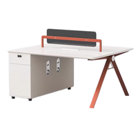 Meubles de bureau, bureau de travail, poste de travail moderne modulaire pour 2 à 6 personnes