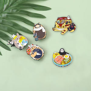 Pin de Lapela de Metal Esmaltado com Personagem de Anime Japonês Totoro de Aventura no Outro Mundo, sem Máscara, para Acessórios de Vestuário - Product Image 3