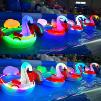 Fabricant en gros, nouveau design, bateau à pédales en forme de cygne, location commerciale, bateau à manivelle en plastique pour enfants pour piscine