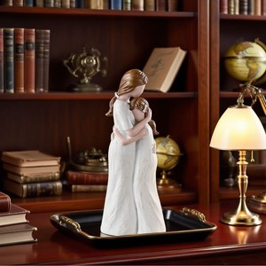 Estatua Decorativa de Resina de Madre e Hija Abrazándose, Decoración para el Hogar, Regalo para el Día de la Madre y Cumpleaños - Product Image 3