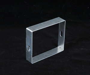 Sistema de Soportes para Bandejas de Cables Galvanizados: Brazos Transversales y Soportes para Montaje Horizontal y en Pared - Product Image 4