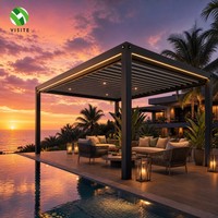 Pergola de luxe en alliage d'aluminium avec options motorisées, étanche, couleur et dimensions personnalisables pour repas et détente en extérieur