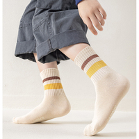 Vente en gros de chaussettes de sport unisexes décontractées pour enfants et jeunes, avec logo personnalisé, motif léopard d'automne