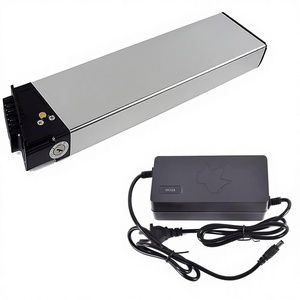 Batería de Litio Ligera de 48V 10.4Ah para Bicicletas/Scooters Eléctricos EB7 con Motor Integrado de 350W-1000W con Cargador BMS - Product Image 1