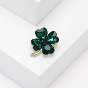 Broche de Trébol de Aleación con Pedrería, Moderno y Minimalista, para el Uso Diario de Mujeres, Versátil y Elegante - Product Image 2