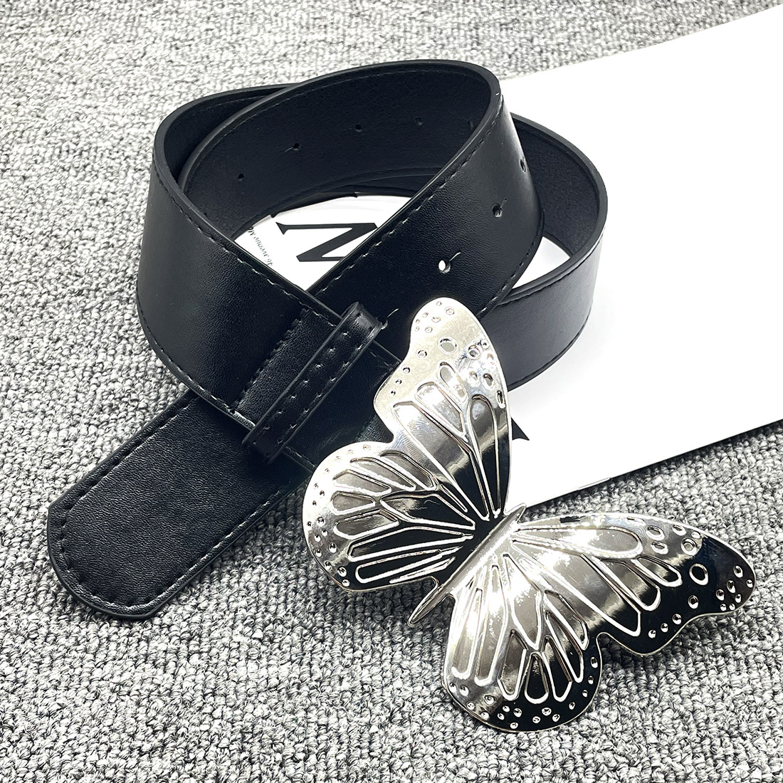 [Noir] Ceinture papillon large en métal épais