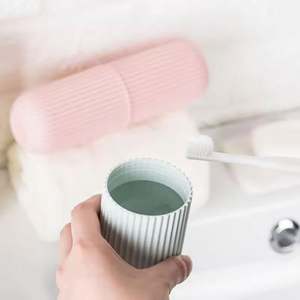 Ensemble de gobelets à brosse à dents de voyage en plastique imperméable classique créatif Usa Mairun, support portable avec couvercle - Product Image 5